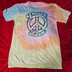Peace and Love Rainbow Tie Dye T Shirt Size Small